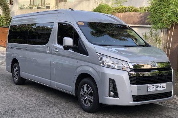 Toyota_HiAce